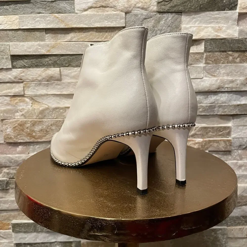 BCBGeneration Ivory White Leather Studded Zip Heeled Booties | Y2K Style, 5M